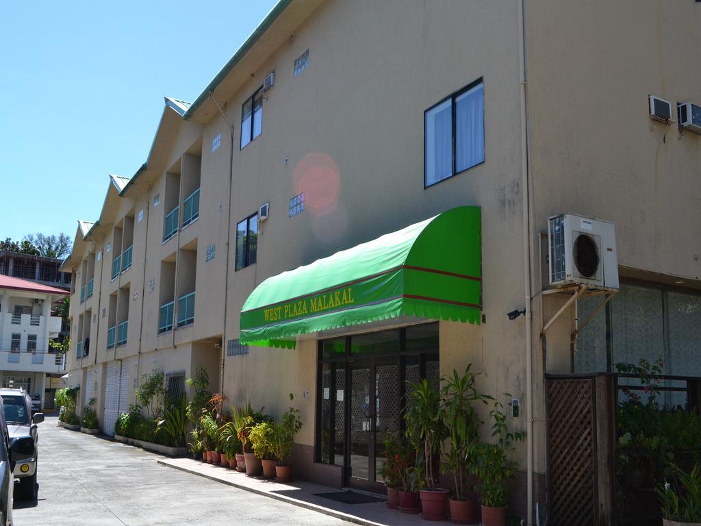 West Plaza Malakal Hotel Koror Exterior photo
