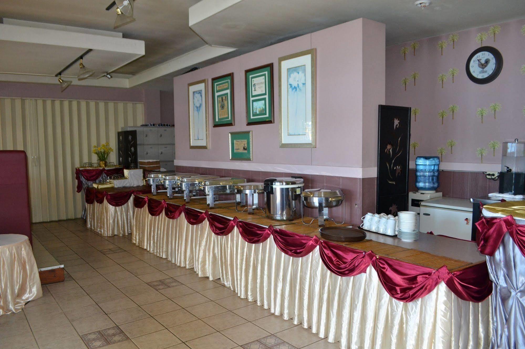 West Plaza Malakal Hotel Koror Exterior photo